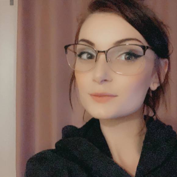 Meet your Posher, Sebrina - Picture 1 of 1